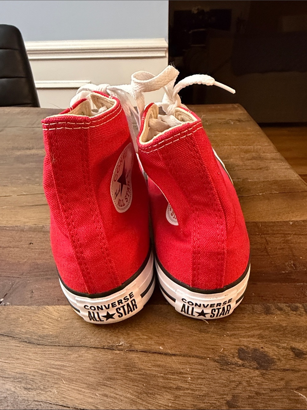 Women’s unisex Red High-Top Canvas Sneakers - Lace-Up Casual Shoes - Picture 3 of 6